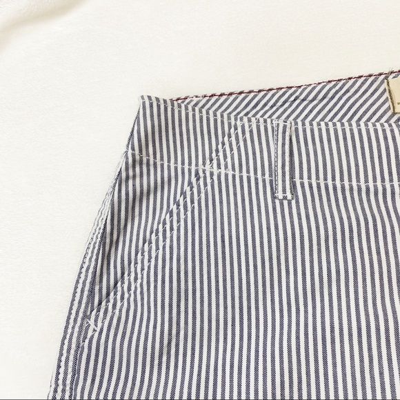 Hollister Striped Low Rise Shorts Size 3 - Picture 4 of 9